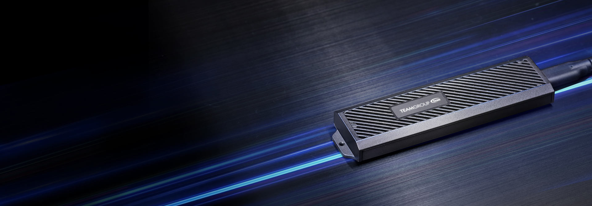 Ultra-fast 10Gbps high-speed transmissions Ultra-fast 10Gbps high-speed transmissions