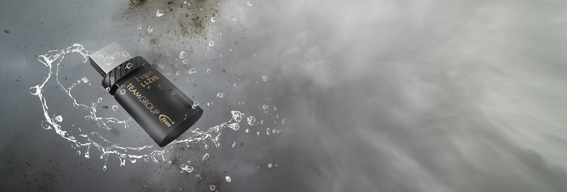 Triple protection: waterproof, dust-proof and shockproof Triple protection: waterproof, dust-proof and shockproof