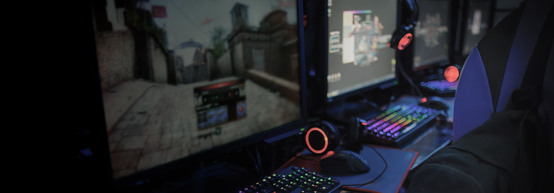 Supports Intel XMP and auto overclocking Supports Intel XMP and auto overclocking
