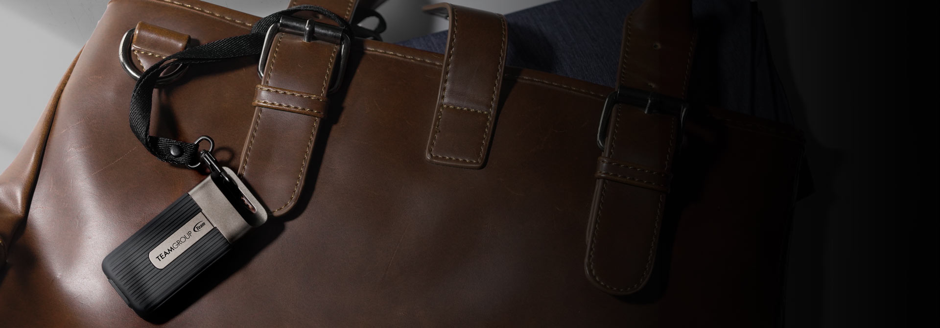Doubles as a Stylish Accessory Alongside Being an External SSD Doubles as a Stylish Accessory Alongside Being an External SSD